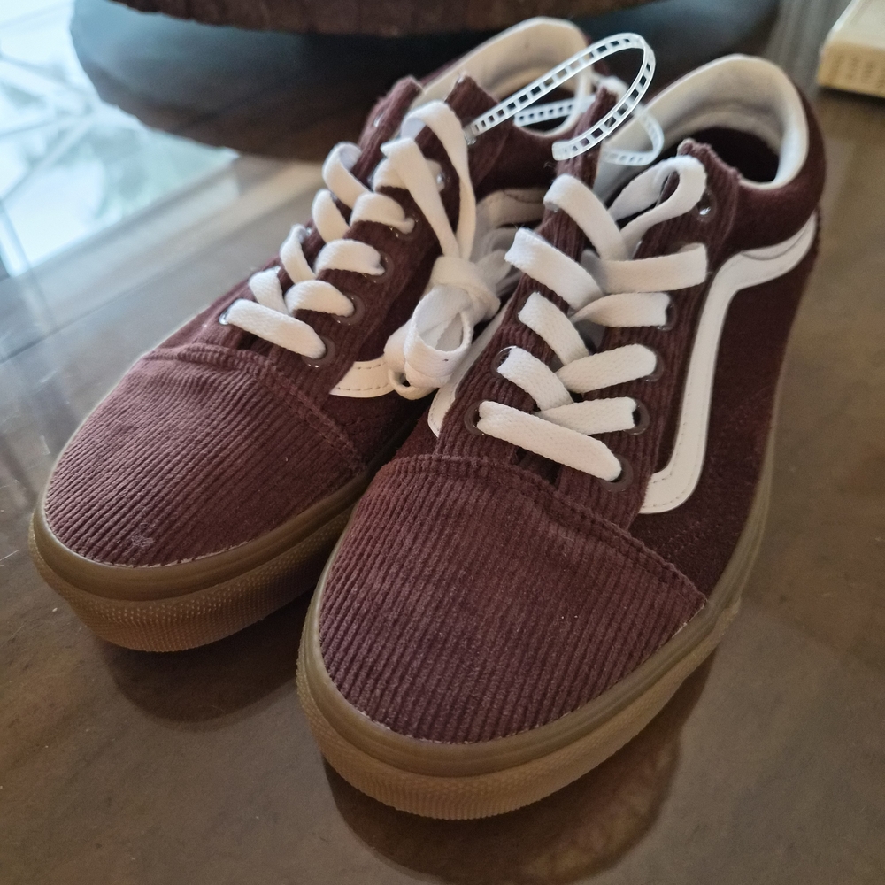 Vans Burgundy Corduroy Sneakers Size 4.5